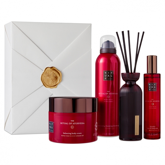 TheRitualofAyurvedaLargeGiftSet2022 1114205