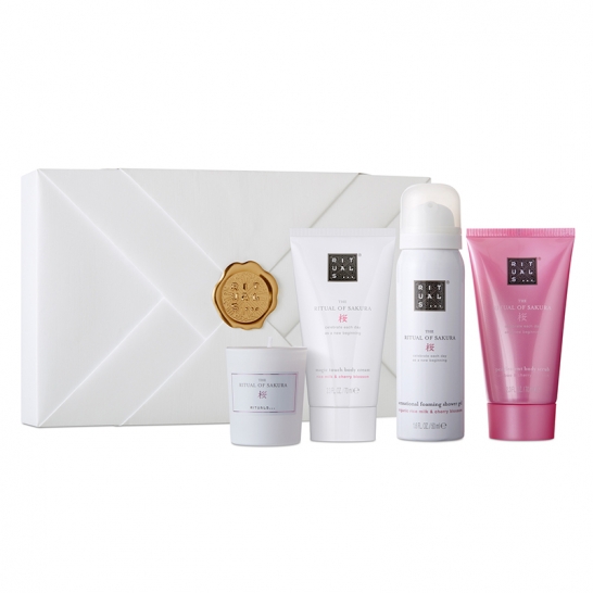 TheRitualofSakuraSmallGiftSet2022 1114192