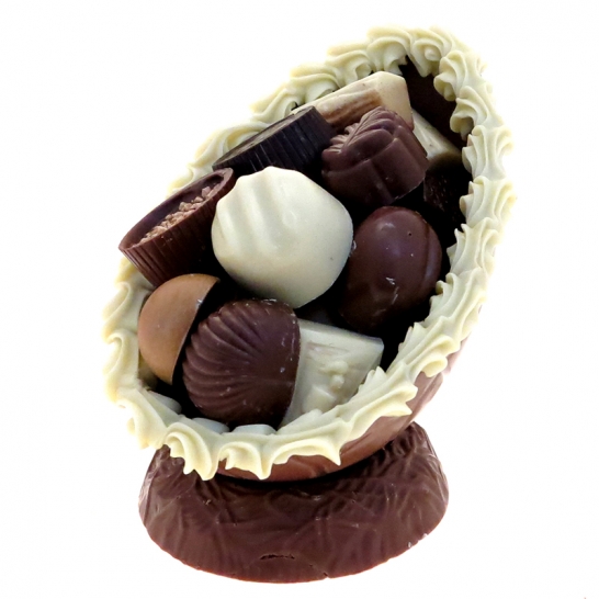 Luxe paasei gevuld met bonbons en paaseitjes 350 gram Luxe Paasei op Chocolade Nest met Witte Rand 350gr 6PT001